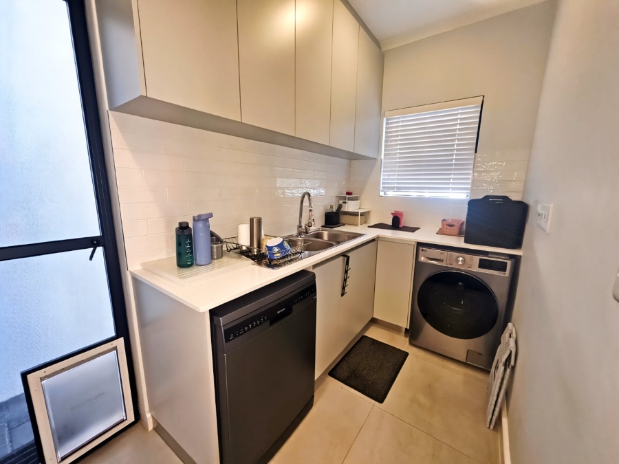 4 Bedroom Property for Sale in Sandown Western Cape